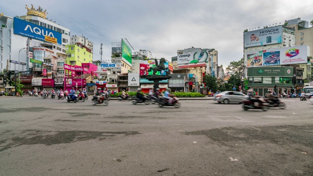 越南胡志明市交通高峰时间的推移视频素材