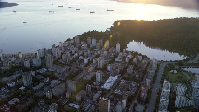 空中俯瞰日落的Lost Lagoon Lagoon加拿大温哥华视频素材