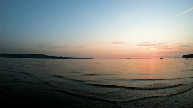 海上日落时视频素材