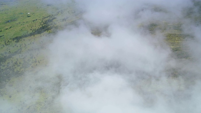 鸟瞰图哈雷阿卡拉国家公园海岸线毛伊岛视频素材