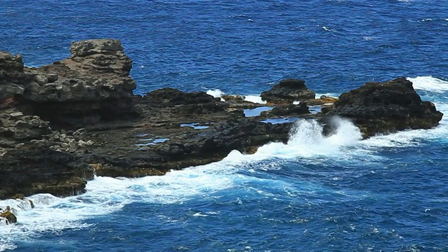 毛伊岛，夏威夷北部海岸(慢镜头Pan HD)视频素材