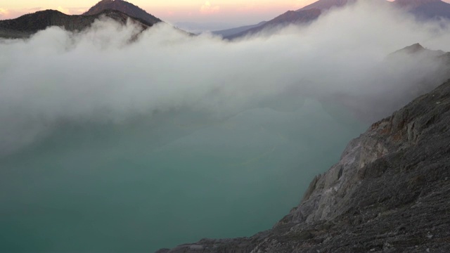 日出在卡瓦伊仁，全景，印度尼西亚视频素材