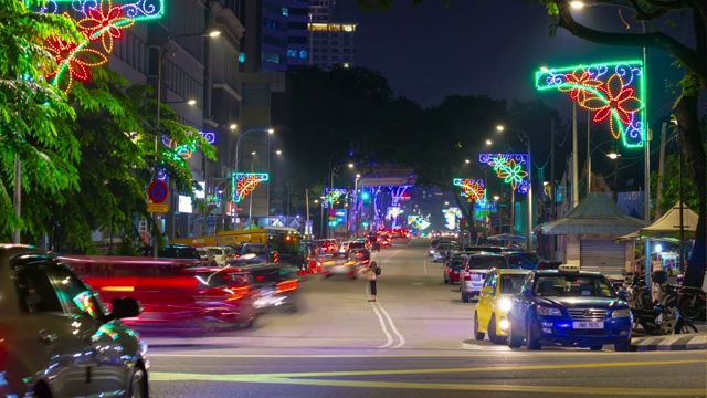 夜晚时间照亮吉隆坡城市交通街道假日装饰全景4k时间间隔马来西亚视频素材