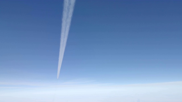 跟随飞机的时间流逝视频素材