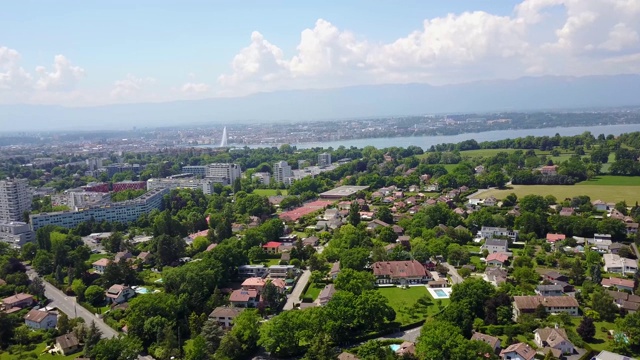 空中录像，日内瓦，瑞士-喷泉，日内瓦湖和住宅视频素材