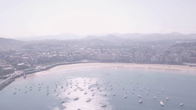 SanSebastian(多诺斯蒂亚)空中观景视频素材