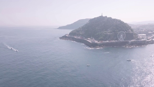 SanSebastian(多诺斯蒂亚)空中观景视频素材