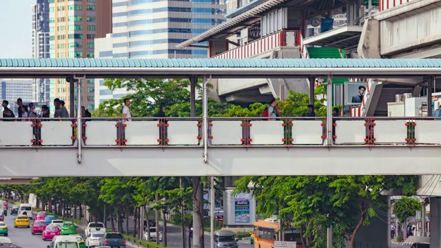 时光流逝:游客与游客人群。视频素材