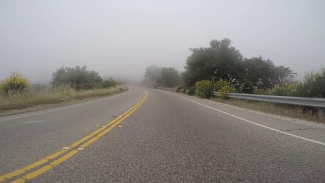 司机POV -道路在加利福尼亚视频素材