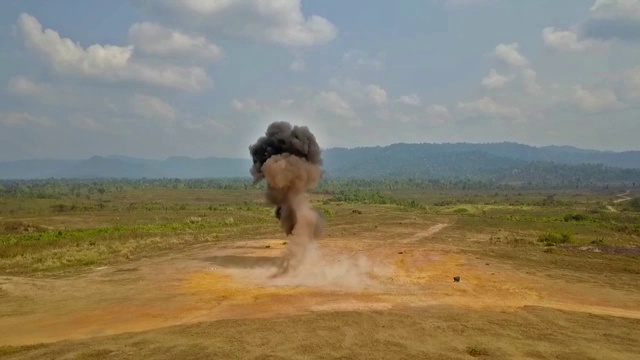 大爆炸的培训视频素材