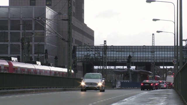 城市街道交通和交通时间流逝视频素材