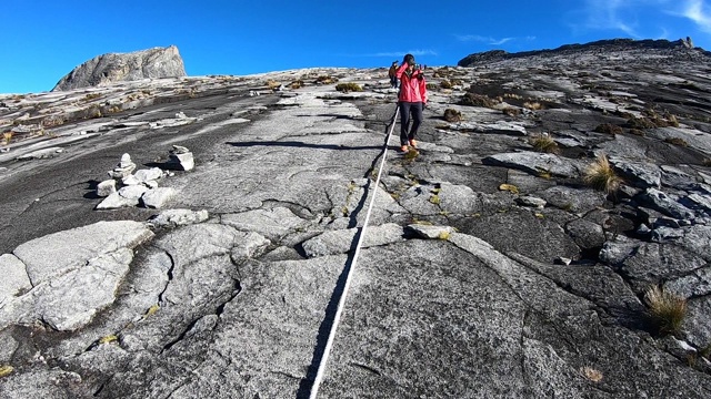 基纳巴卢山攀升。视频素材