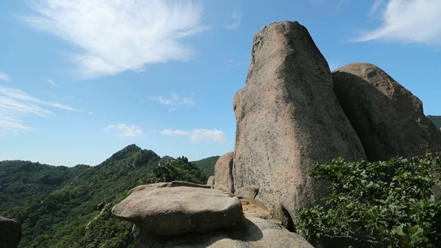 在伽亚山(国家公园)的一块巨石，Hapcheon视频素材