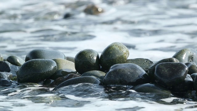 河东蒙古海滩(卵石海滩)在Geoje视频素材