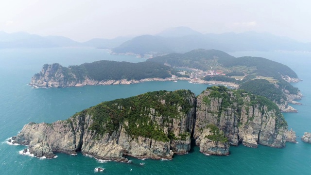 在海笒海的新仙台悬崖视频素材