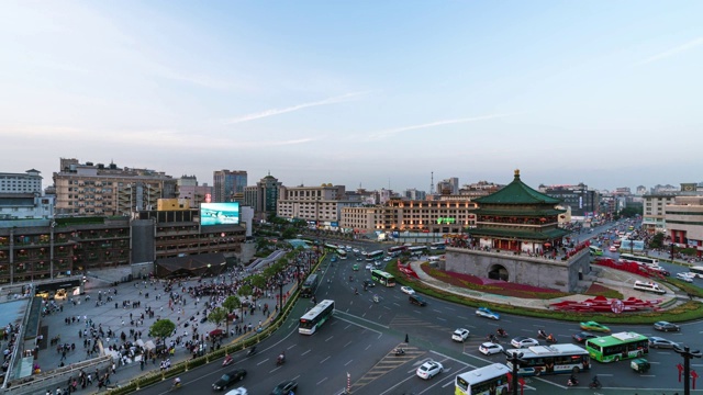 T/L WS HA ZO尖峰时间流逝，西安钟楼，古代中国建筑/西安中国亚洲视频素材