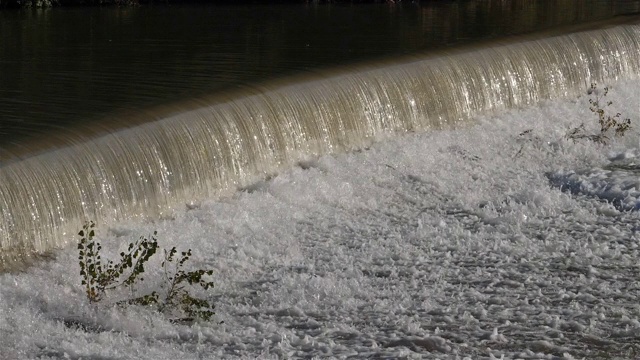 Wild river, Occitanie，法国南部视频素材