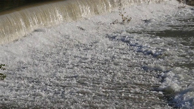 Wild river, Occitanie，法国南部视频素材