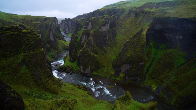 冰岛fjadrgljufur独特的风景。视频素材