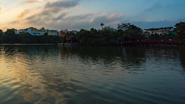 在还剑湖的巫山寺在黄昏，时间流逝视频视频素材