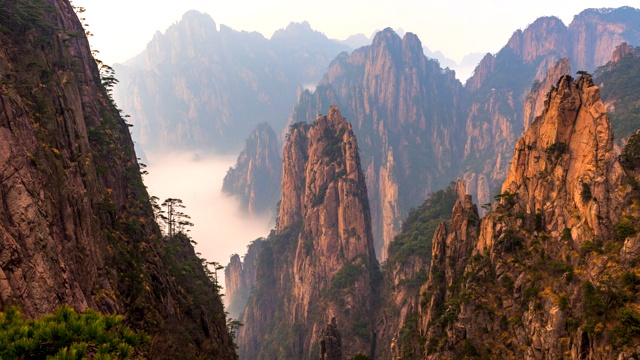 4K时间流逝日落风景黄山国家公园，雾景，(黄山)安徽，中国视频素材