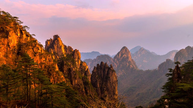 4K时间流逝日落风景黄山国家公园，雾景，(黄山)安徽，中国视频素材