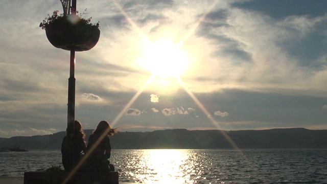 达达尼尔海峡日落和白天的美景。
Canakkale /土耳其09/19/2013视频素材