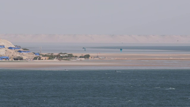 摩洛哥达赫拉海岸海景空中全景图视频素材