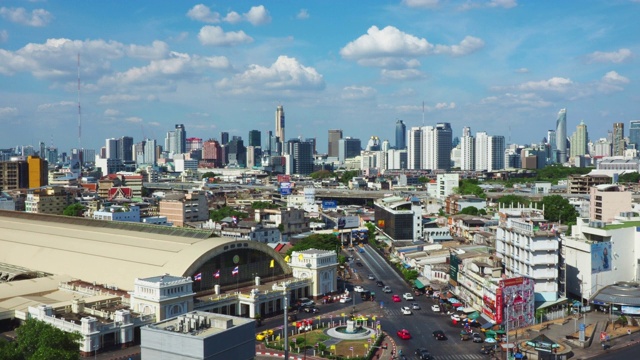 鸟瞰图曼谷火车站和现代建筑曼谷城市景观，泰国视频素材