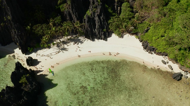 热带海水泻湖和海滩，菲律宾，厄尔尼诺视频素材