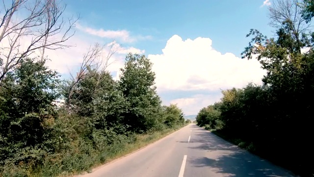 驾驶汽车-波夫-斯特雷特阳光路视频素材