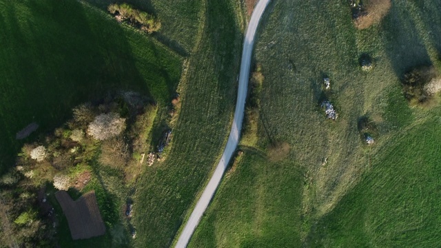 正上方的乡村公路视频素材