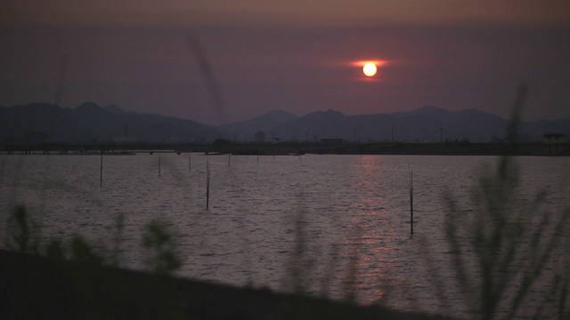 涨潮时有虹海的夜景，佐贺，日本视频素材