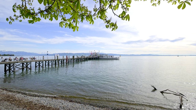 河岸码头，Kreesbronn am Bodensee，康斯坦茨湖，Baden-Württemberg，德国视频素材