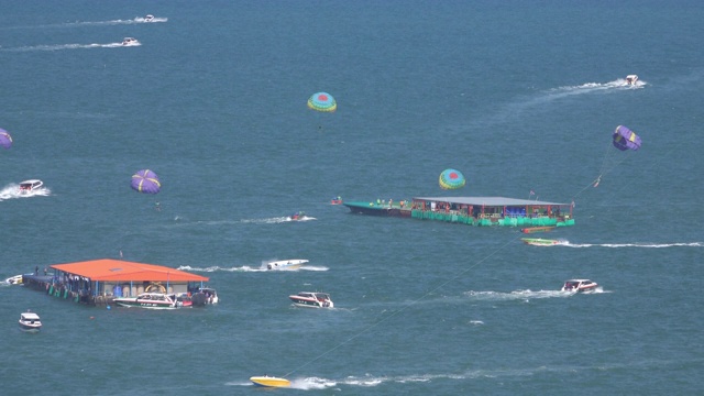 海洋和旅游船鸟瞰图视频素材