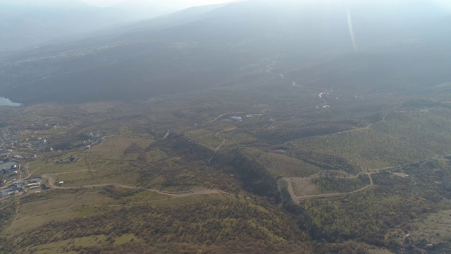 德梅尔芝山脉、幽灵谷和月球(太阳)林间空地的神奇景色视频素材