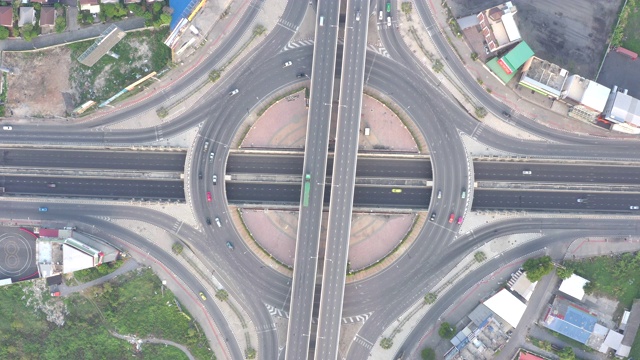 公路路口鸟瞰图城市城市，曼谷，泰国。视频素材