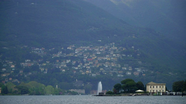 科莫湖的山景。视频素材