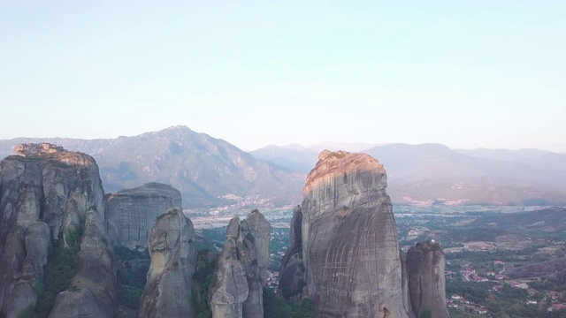 Meteora(希腊)鸟瞰图视频素材