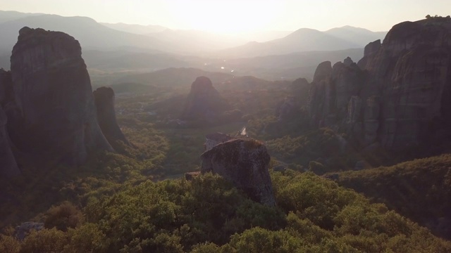 Meteora(希腊)鸟瞰图视频素材