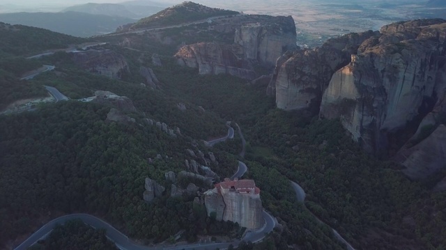 Meteora(希腊)鸟瞰图视频素材