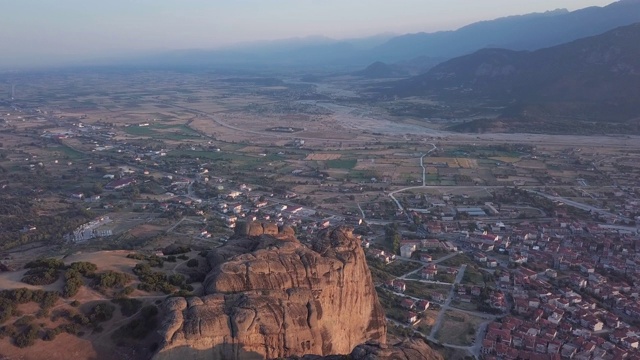 Meteora(希腊)鸟瞰图视频素材