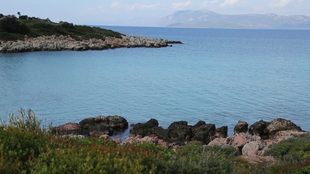 在Gokova湾/Mugla观看“源泉”岛或“克利奥帕特拉”岛海滩
Mugla /土耳其11/24/2018视频素材