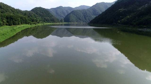 御川敦州峰的韩半道地理(朝鲜半岛状地形)视频素材