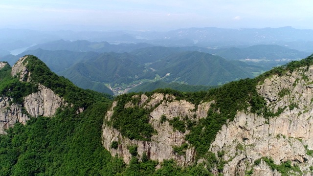 忠清北道Jecheon的Woraksan山视频素材