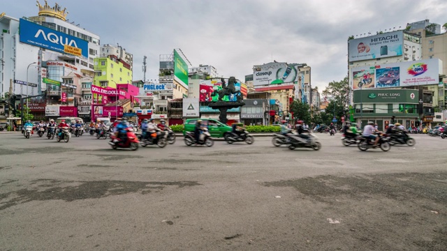 越南胡志明市交通的时间间隔视频素材