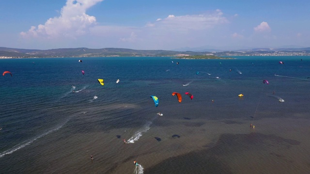 Kiteboarding。视频素材