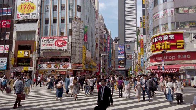 日本东京新宿歌舞伎町视频素材