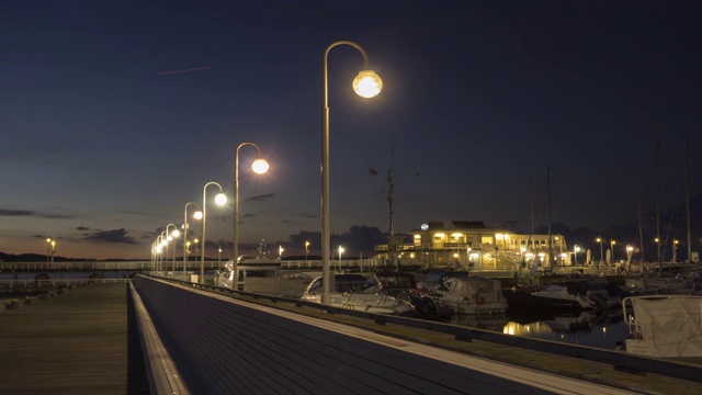 Sopot molo在晚上的时间流逝。视频素材