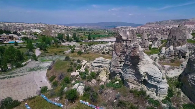 高角度的景观，与大岩石视频素材